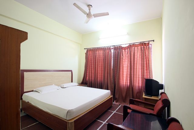 Hotel Bhimas Paradise